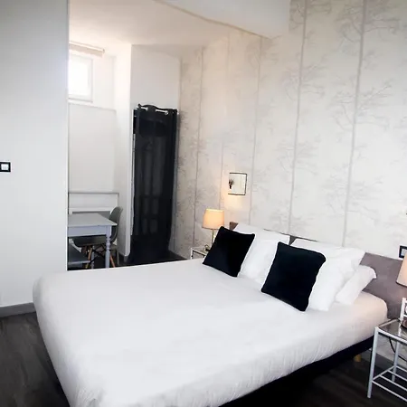 Otel Croix Baragnon 2*