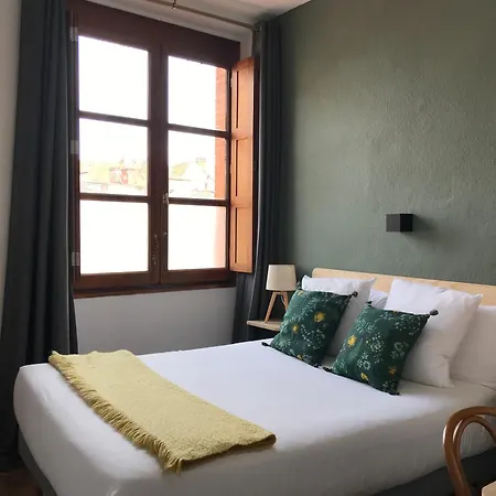 Otel Croix Baragnon 2*